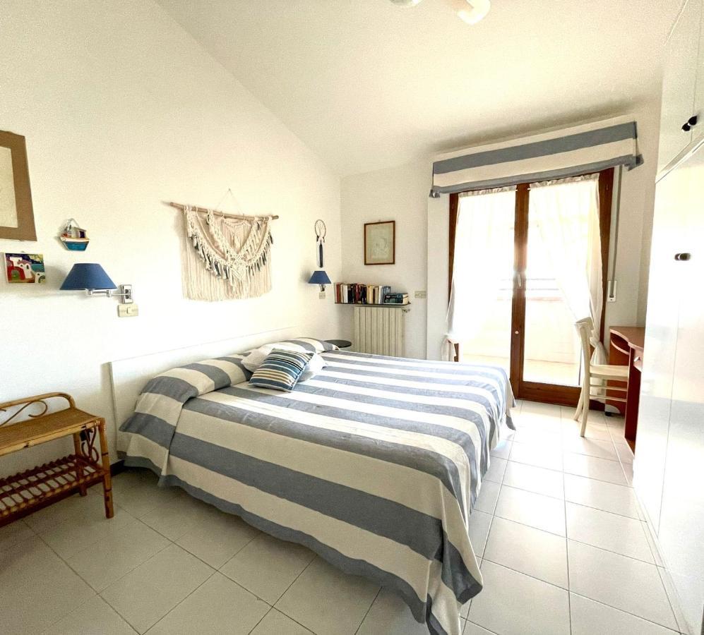Giulia'S Apartment Viareggio Extérieur photo