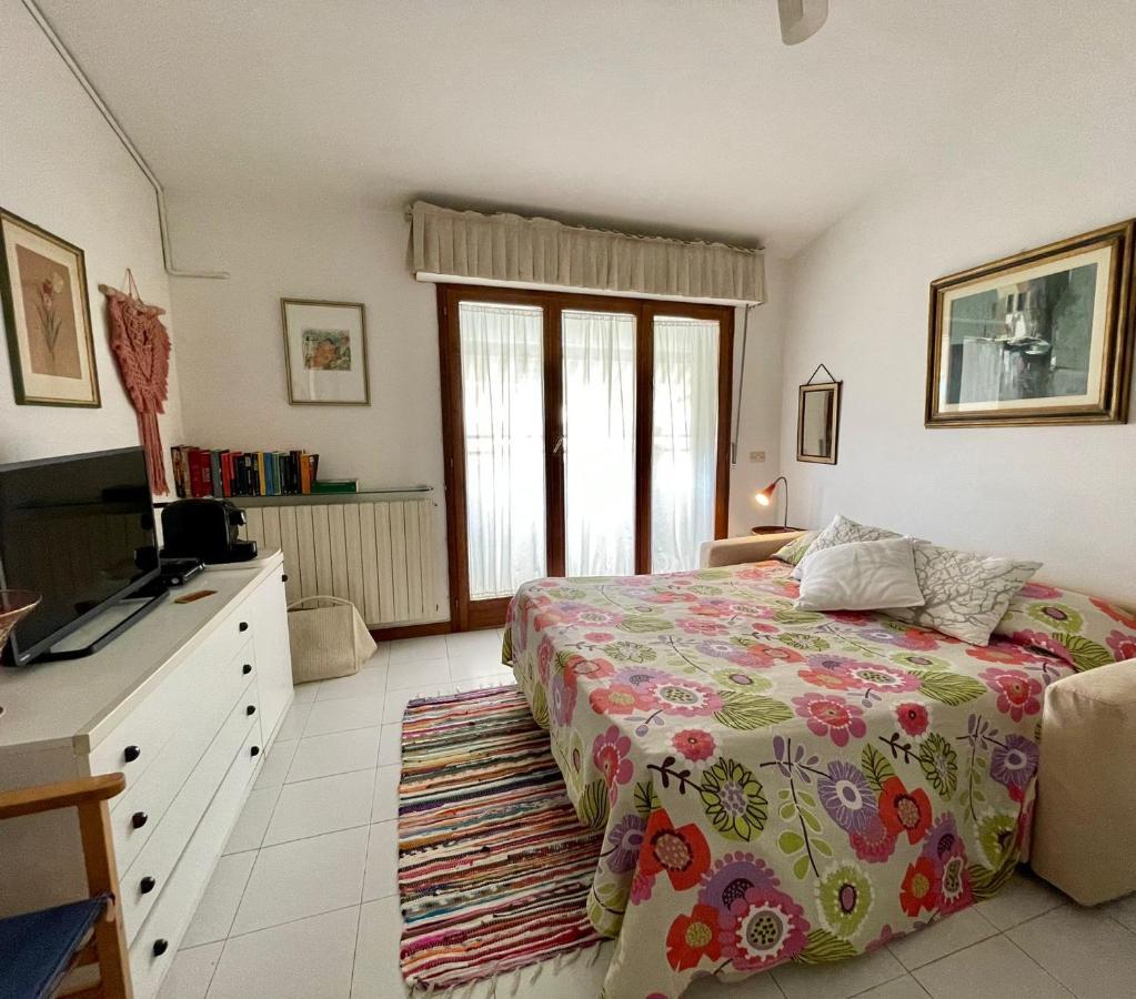 Giulia'S Apartment Viareggio Extérieur photo